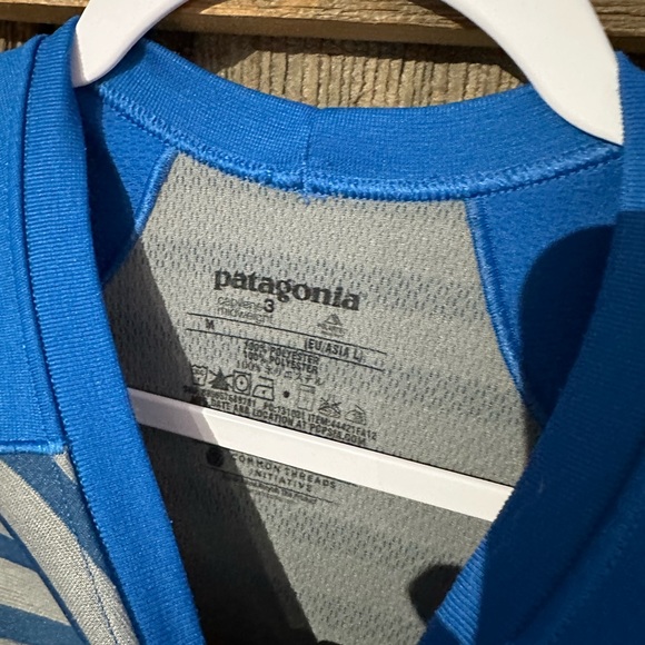 Patagonia Long Sleve (Size M) - Picture 3 of 3